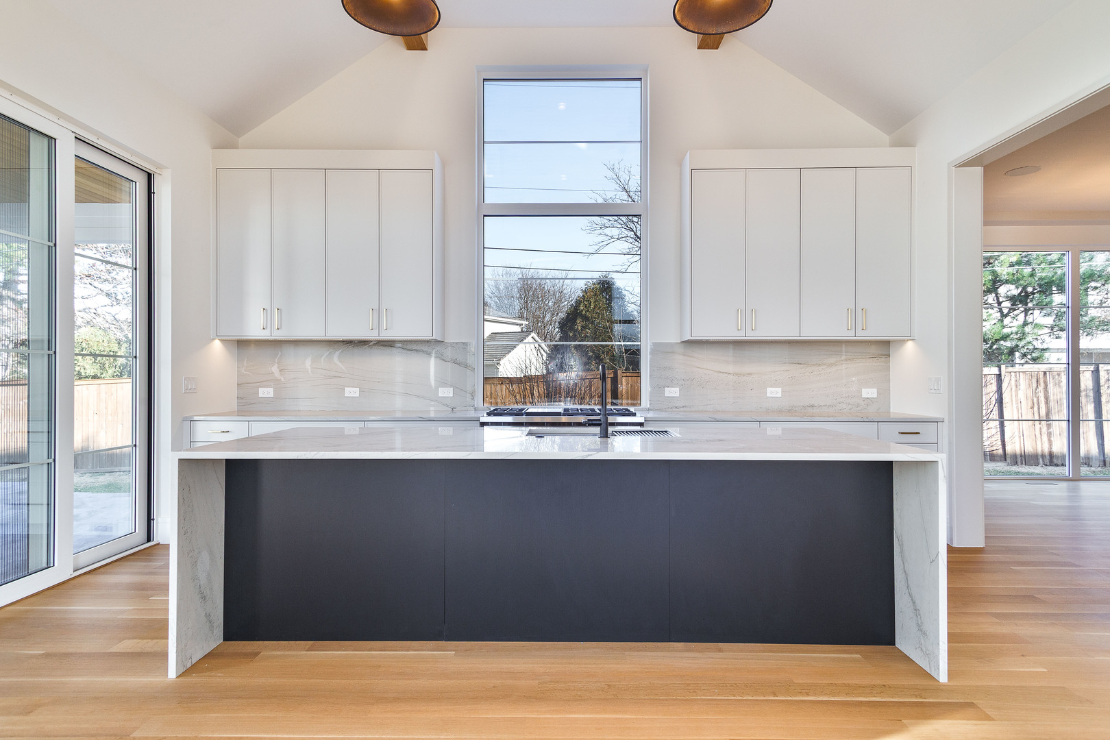 535 Kensington Court, Hinsdale, IL 60521