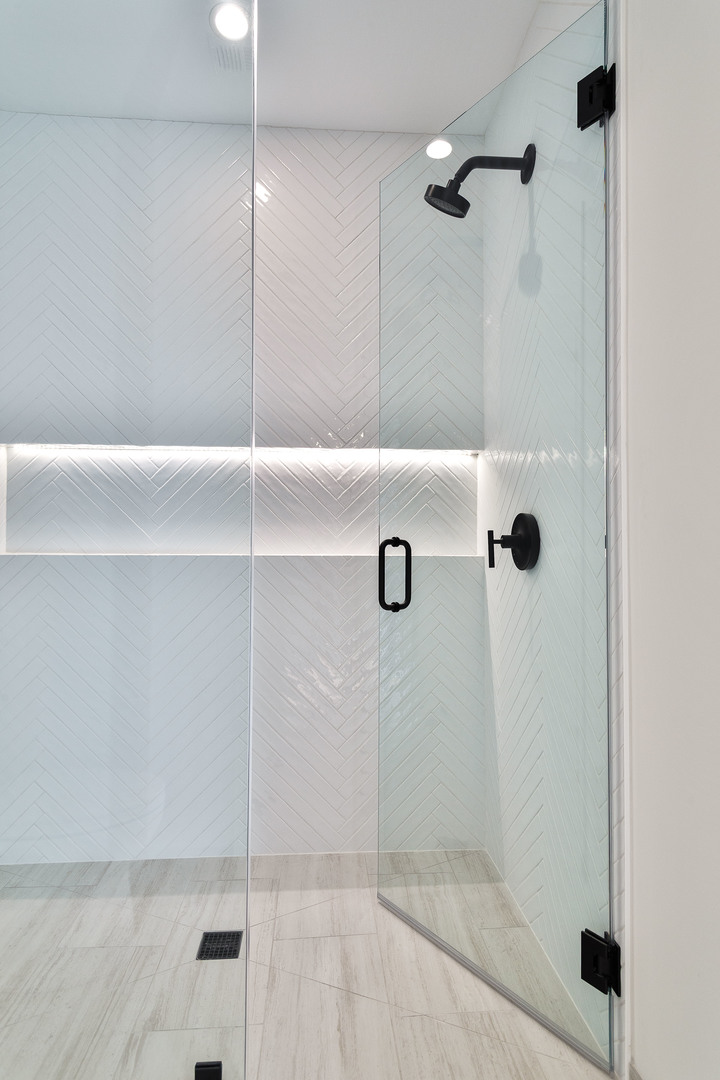 535 Kensington Court, Hinsdale, IL 60521