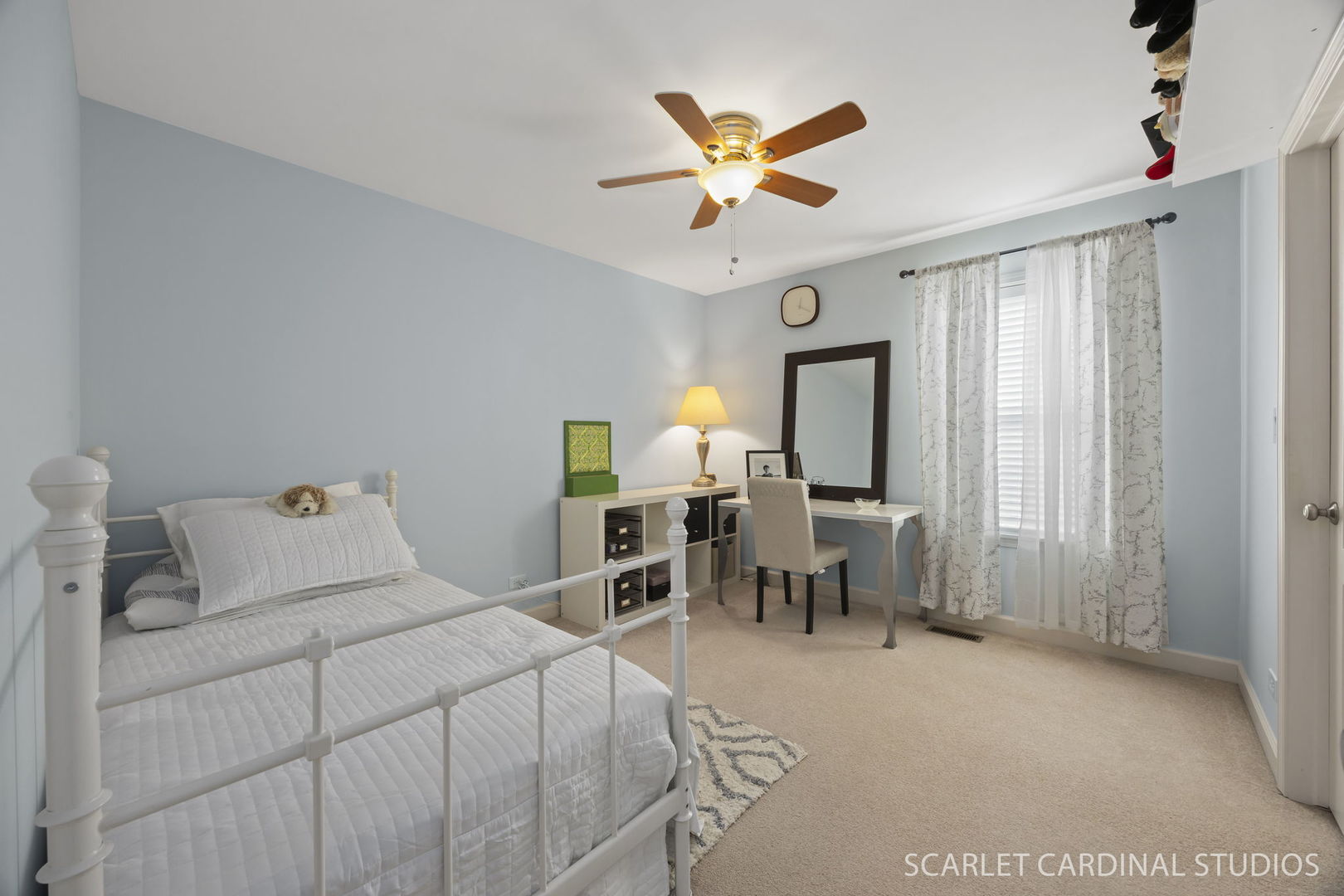 253 Bluegrass Parkway, Oswego, IL 60543