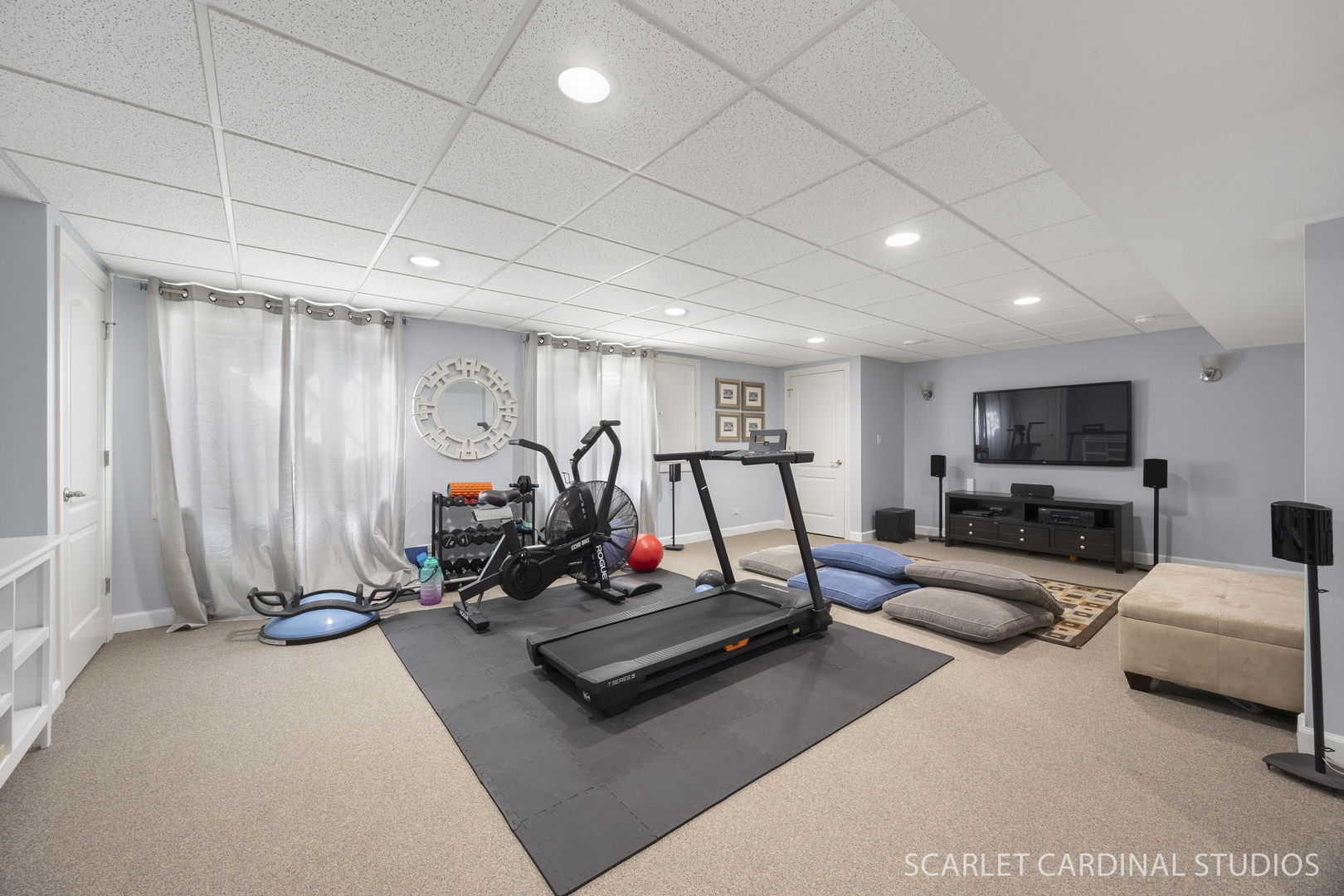 253 Bluegrass Parkway, Oswego, IL 60543