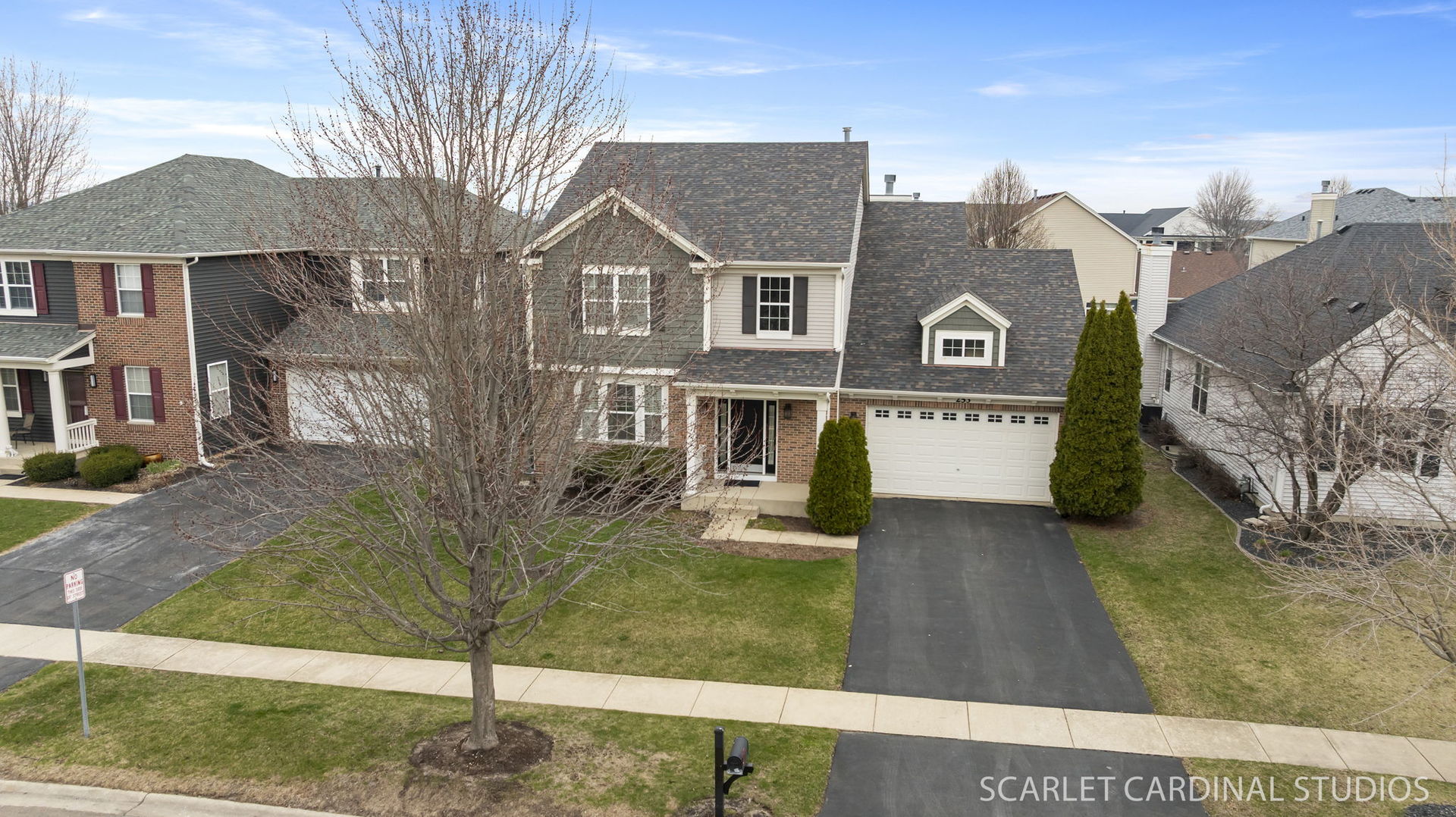 253 Bluegrass Parkway, Oswego, IL 60543