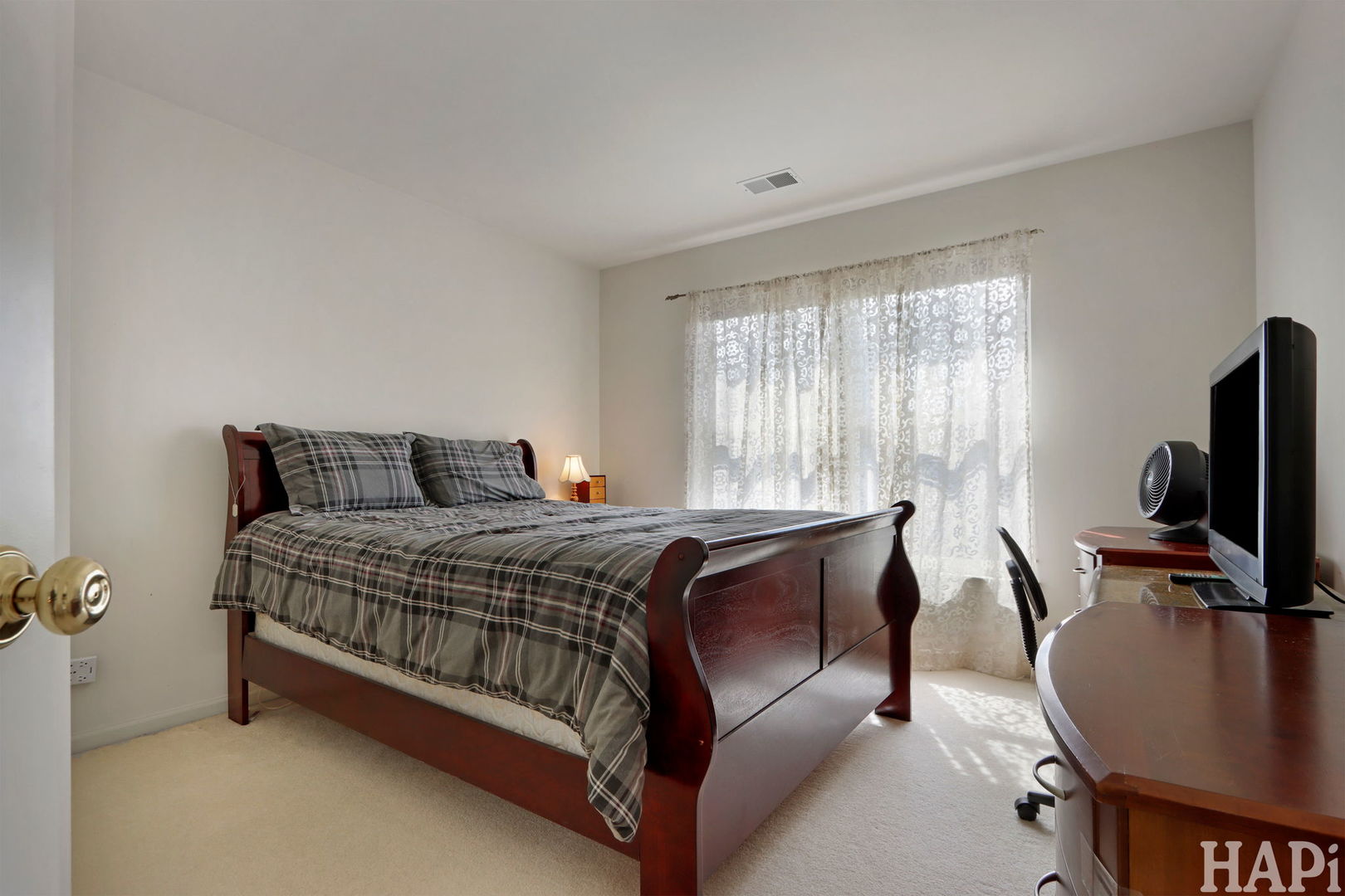 1419 White Oak Lane, Woodstock, IL 60098