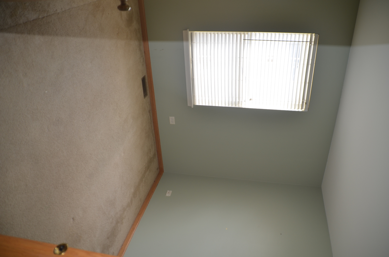 2503 Dickens Drive #2503, Aurora, IL 60504