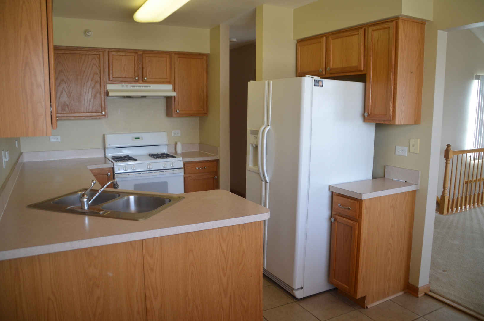 2503 Dickens Drive #2503, Aurora, IL 60504