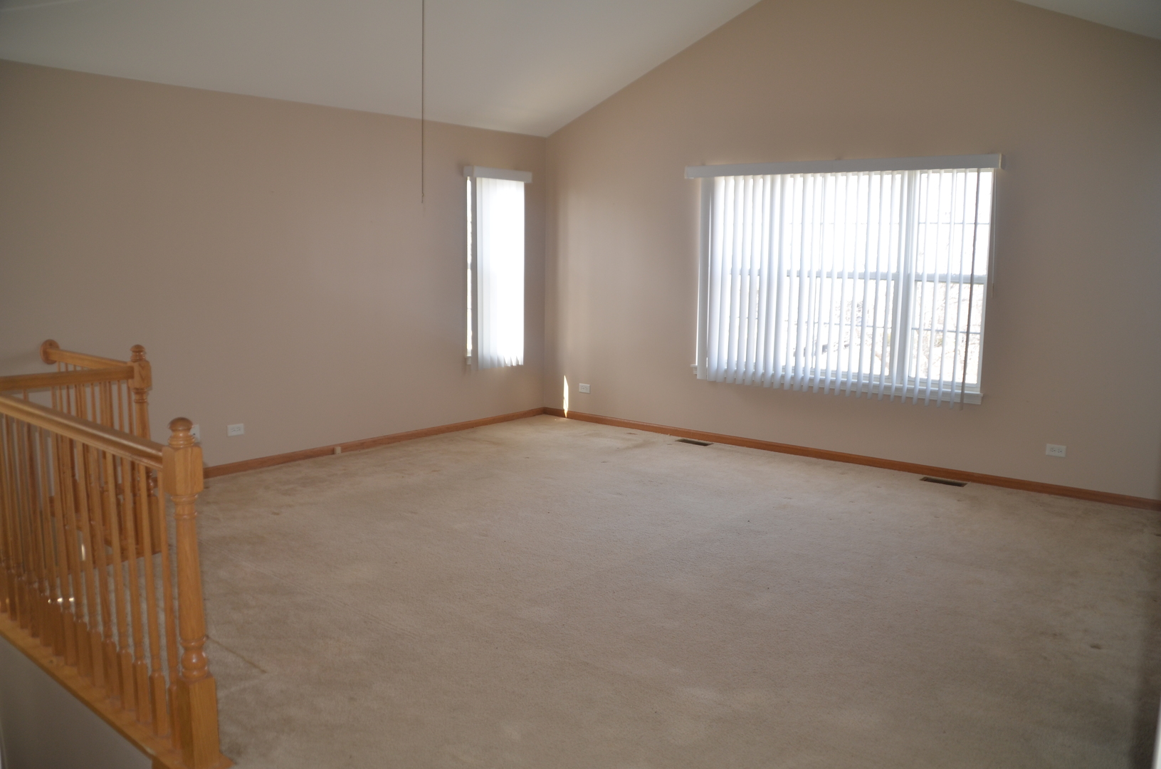 2503 Dickens Drive #2503, Aurora, IL 60504