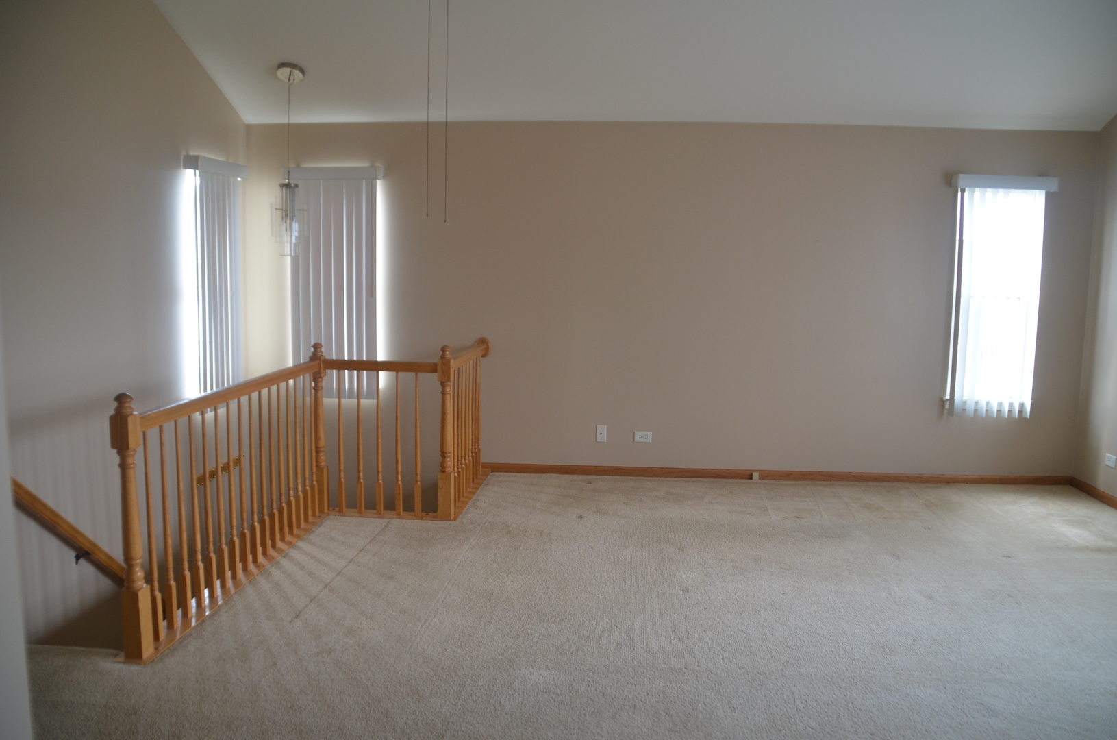 2503 Dickens Drive #2503, Aurora, IL 60504