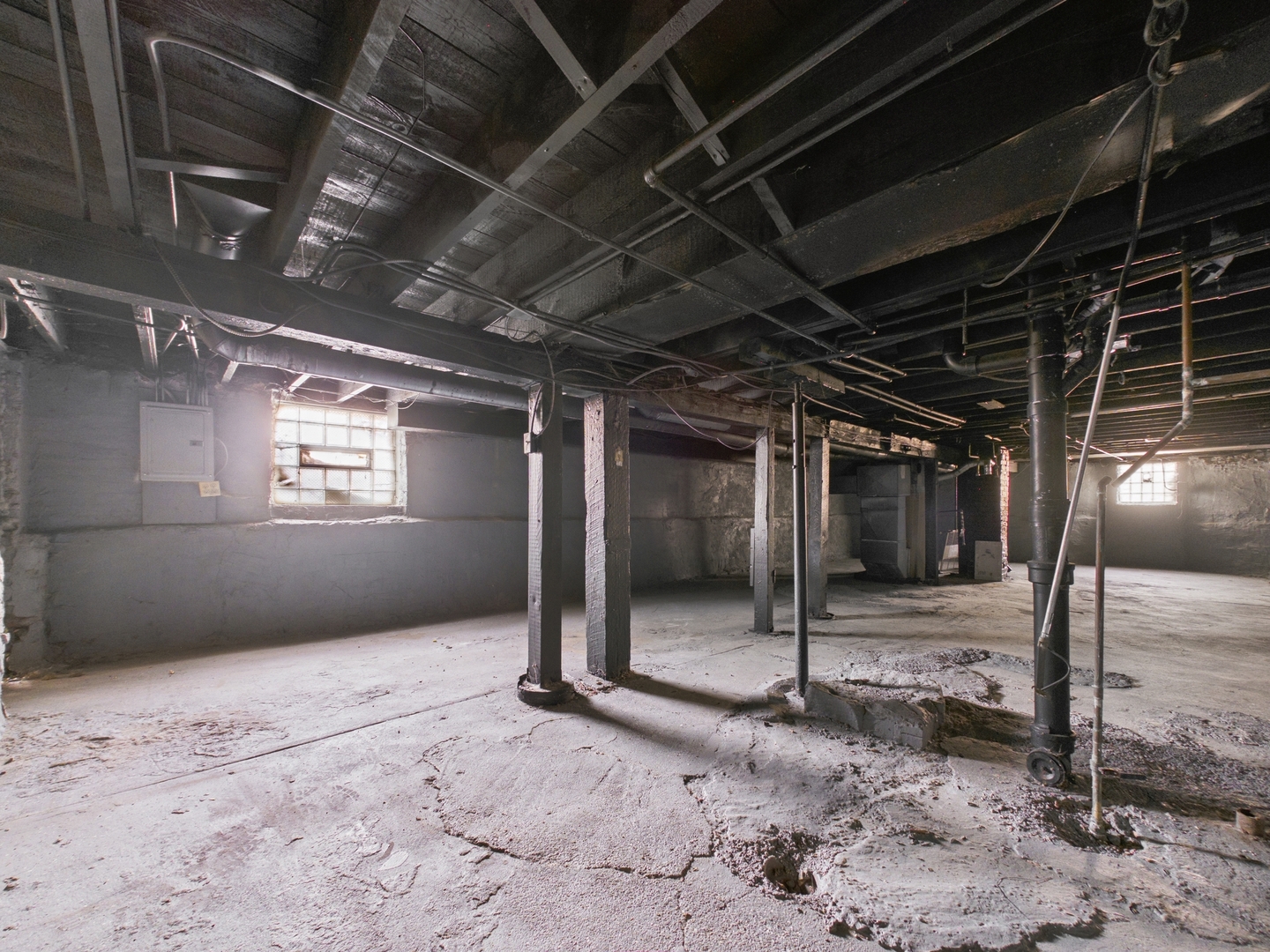 7122 S Champlain Avenue, Chicago, IL 60619