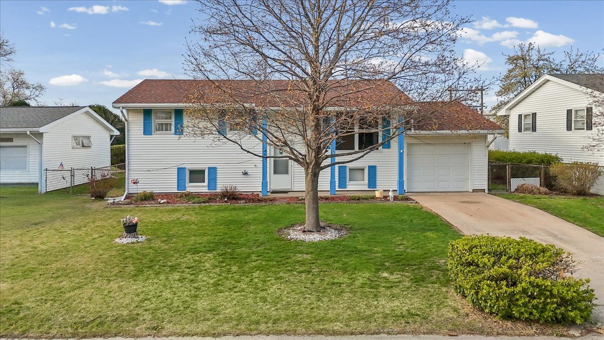 1513 GATES Drive, Rantoul, IL 61866