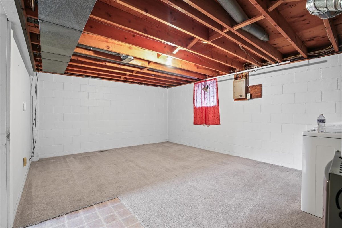 1513 GATES Drive, Rantoul, IL 61866