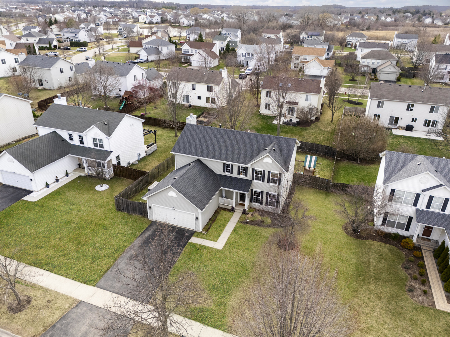 1438 S Amarias Drive, Round Lake, IL 60073