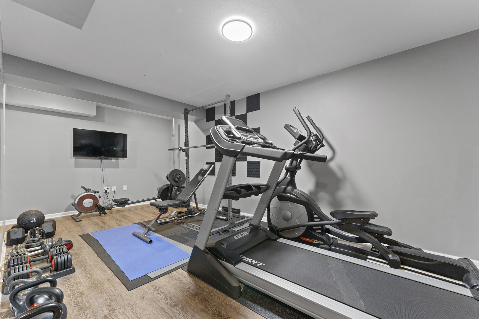 1438 S Amarias Drive, Round Lake, IL 60073