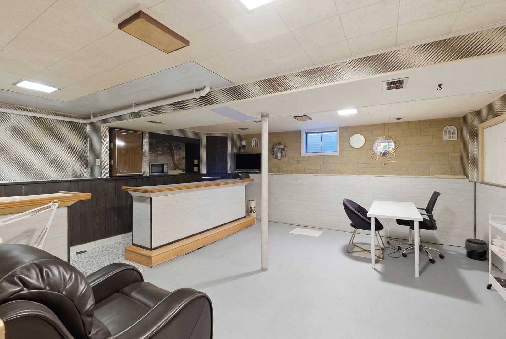 1506 W Palm Drive, Mount Prospect, IL 60056