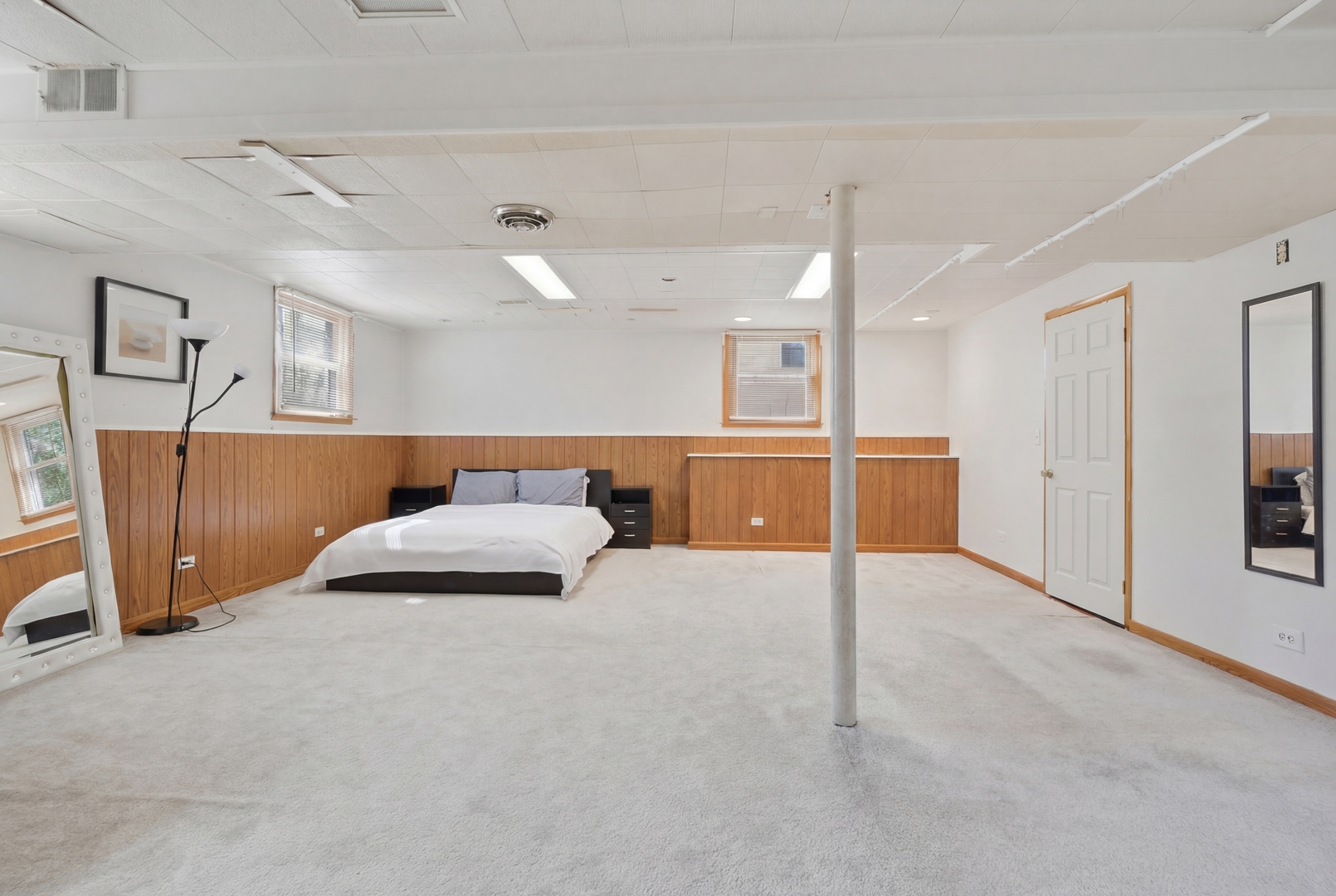 1506 W Palm Drive, Mount Prospect, IL 60056