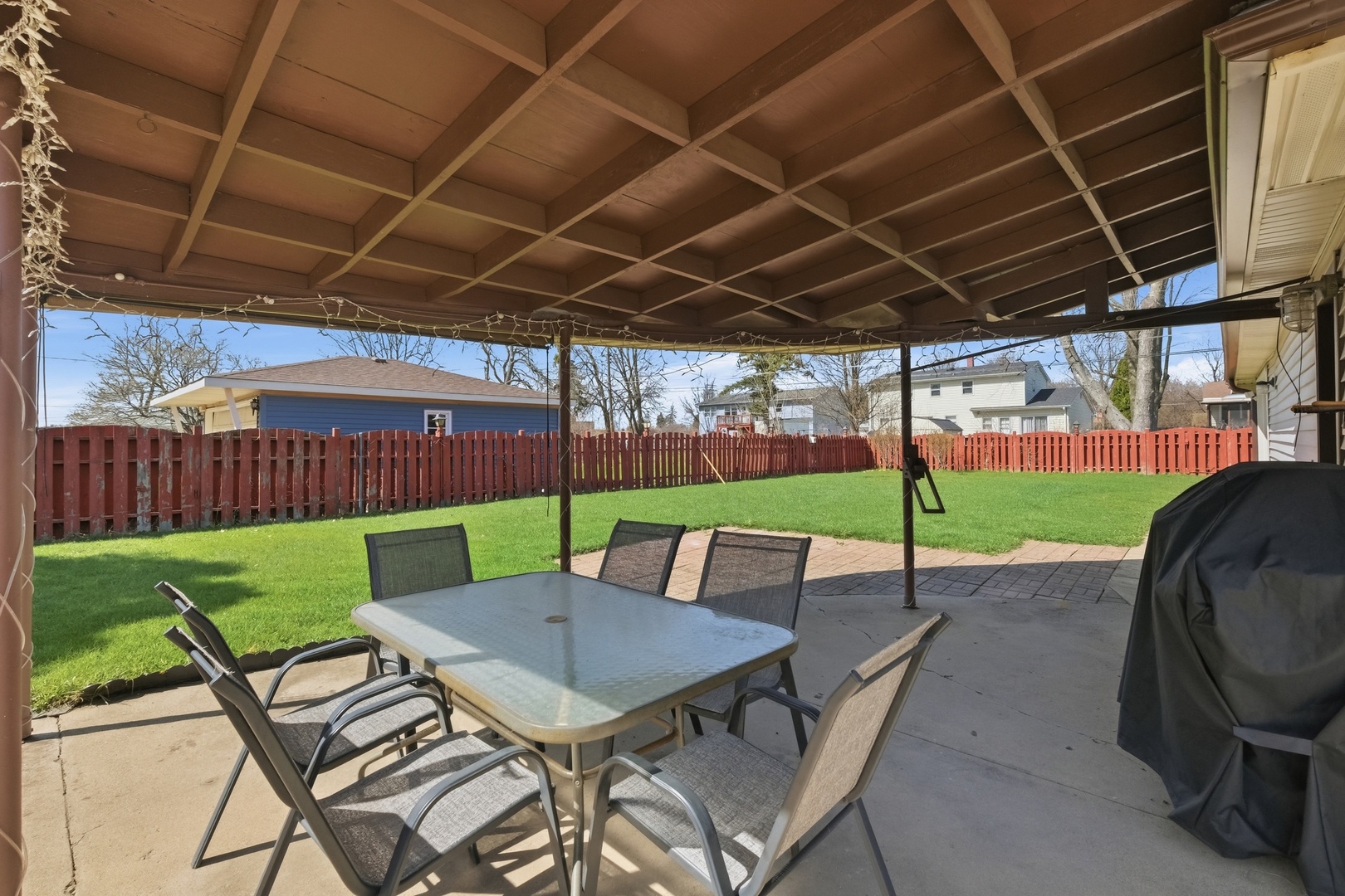 1506 W Palm Drive, Mount Prospect, IL 60056