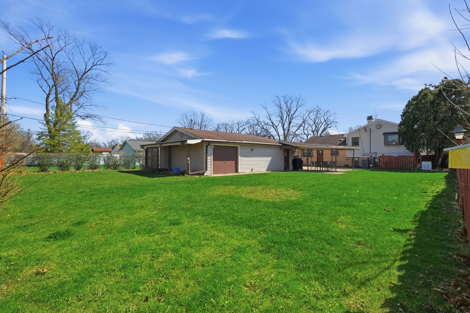 1506 W Palm Drive, Mount Prospect, IL 60056