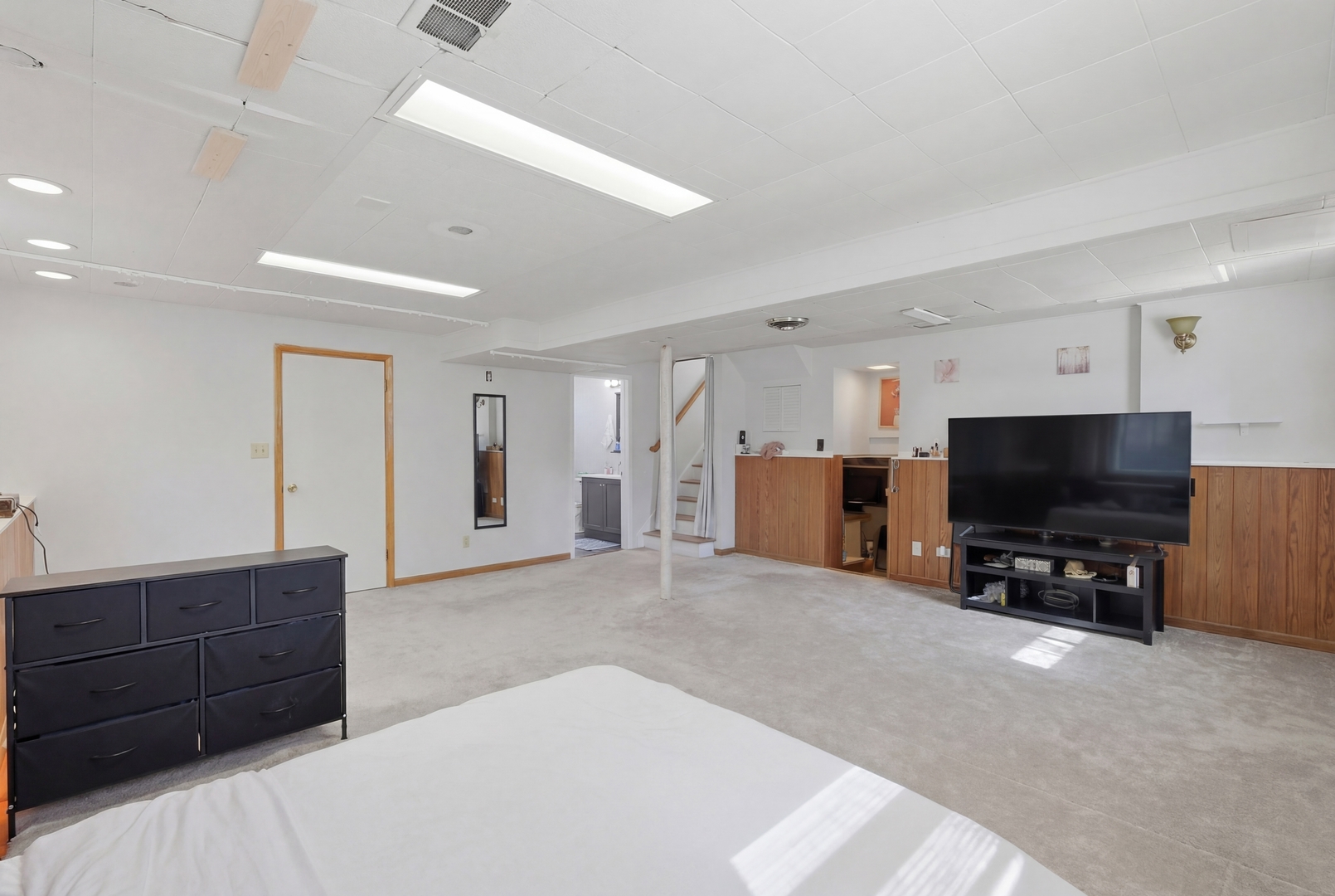 1506 W Palm Drive, Mount Prospect, IL 60056