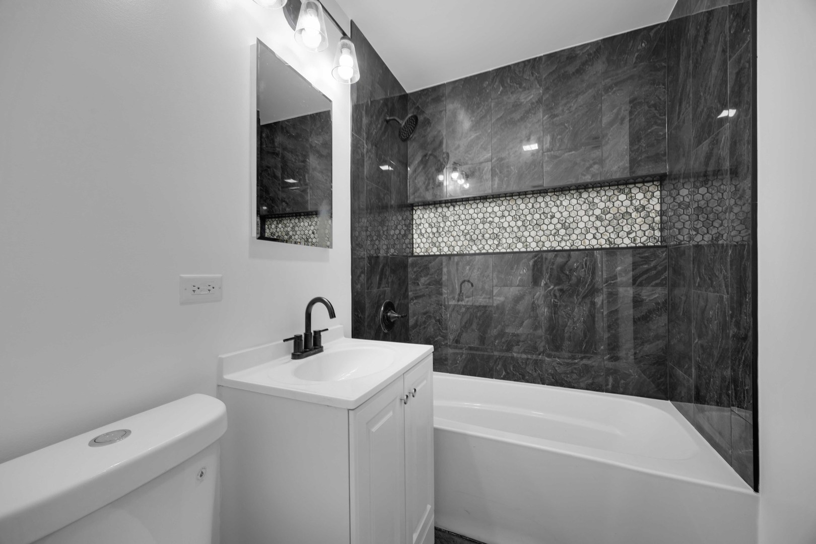 2129 219th Street, Sauk Village, IL 60411