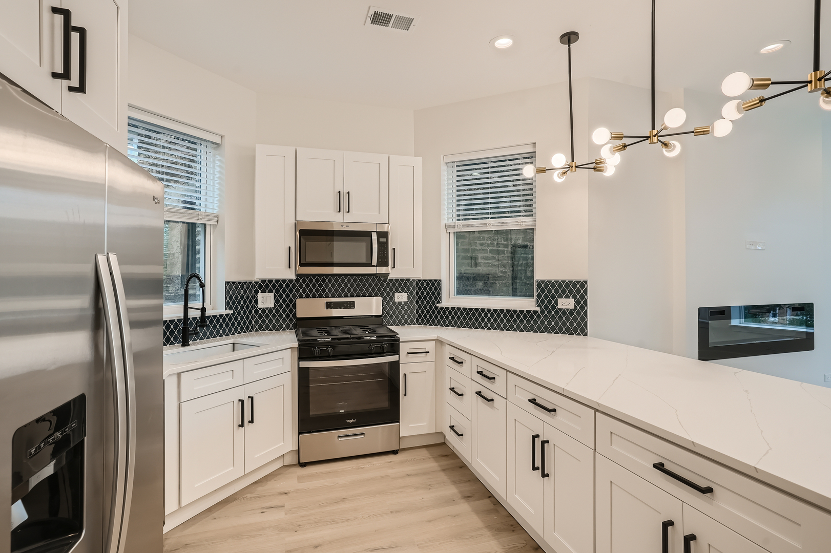 3509 N Sheffield Avenue #3, Chicago, IL 60657