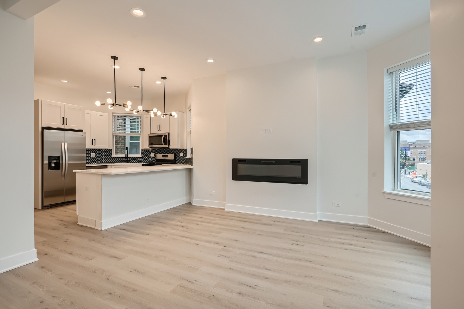 3509 N Sheffield Avenue #3, Chicago, IL 60657