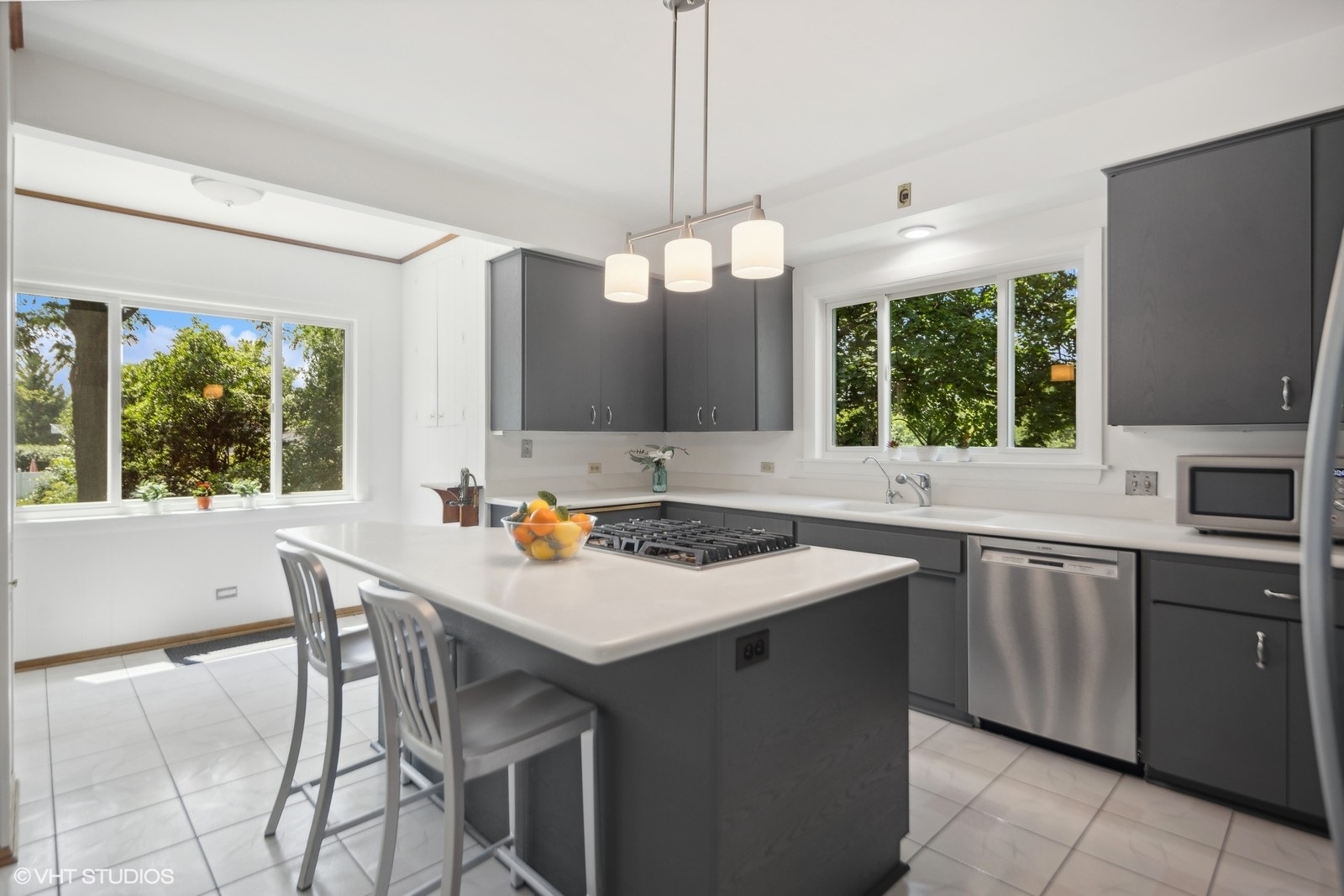 1492 W Irving Park Road, Itasca, IL 60143