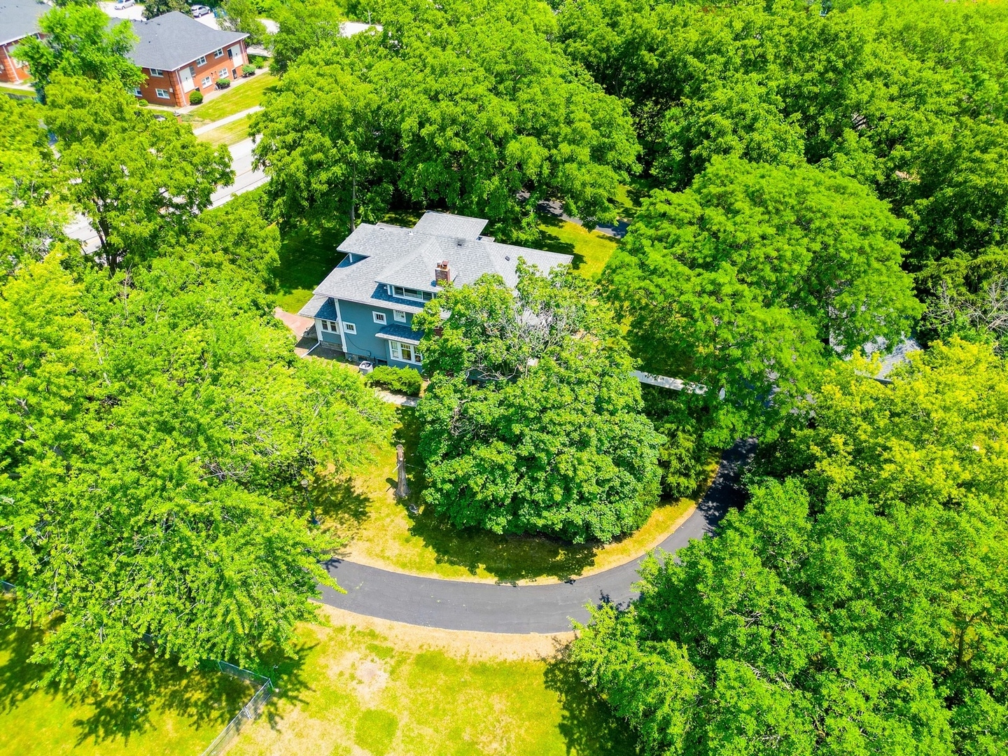 1492 W Irving Park Road, Itasca, IL 60143