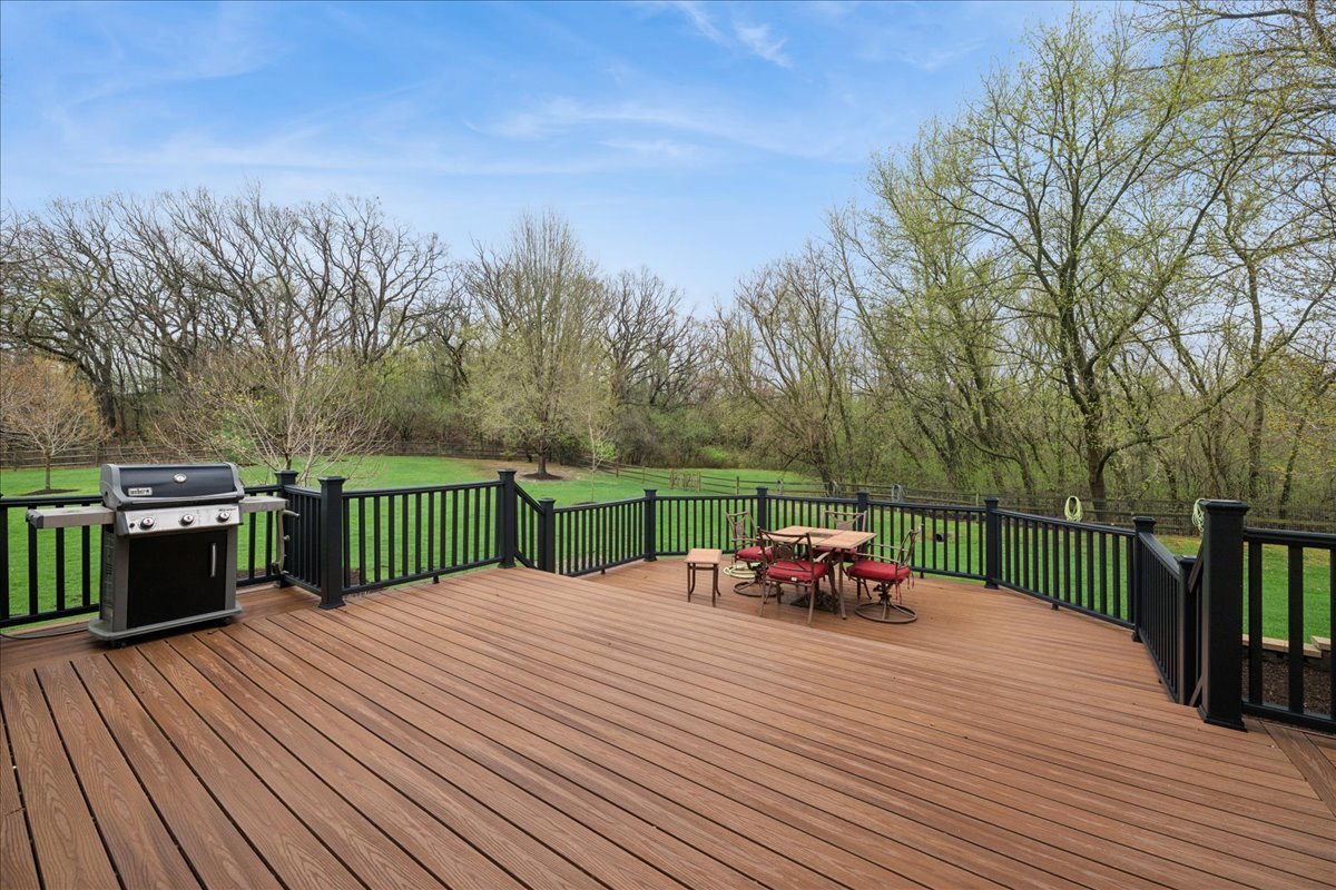 1601 Anthony Lane, McHenry, IL 60051