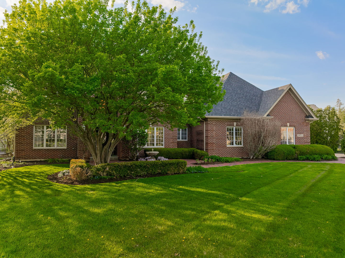 39W514 Bealer Circle, Geneva, IL 60134