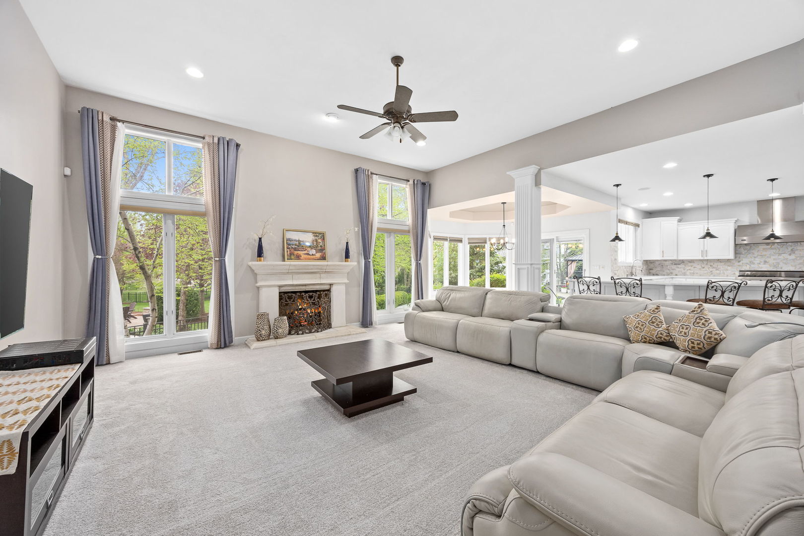 39W514 Bealer Circle, Geneva, IL 60134