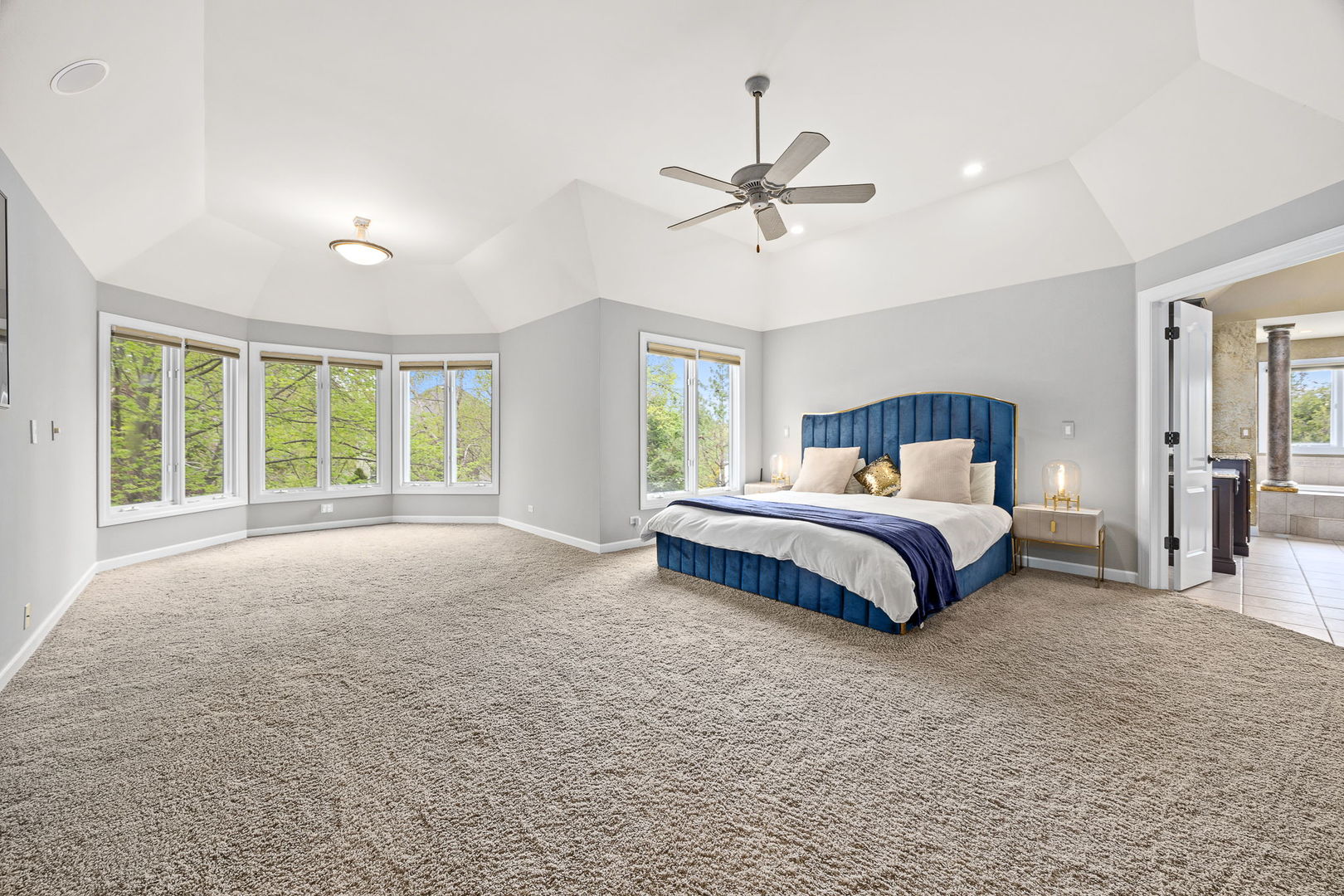 39W514 Bealer Circle, Geneva, IL 60134