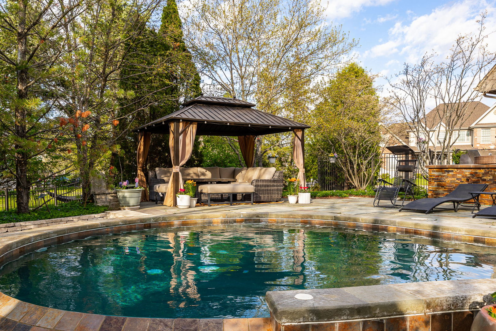 39W514 Bealer Circle, Geneva, IL 60134