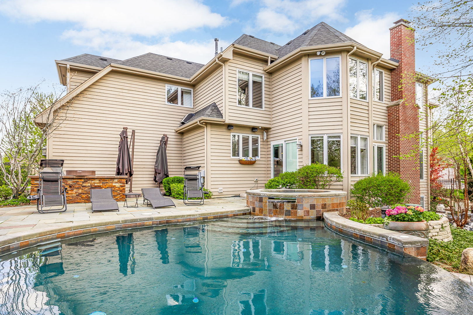 39W514 Bealer Circle, Geneva, IL 60134