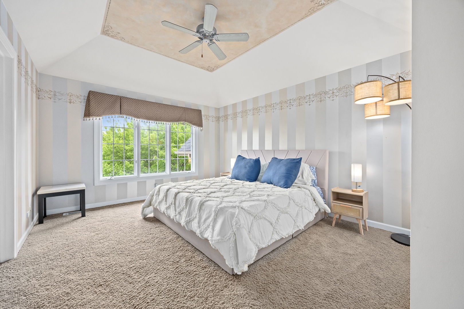 39W514 Bealer Circle, Geneva, IL 60134