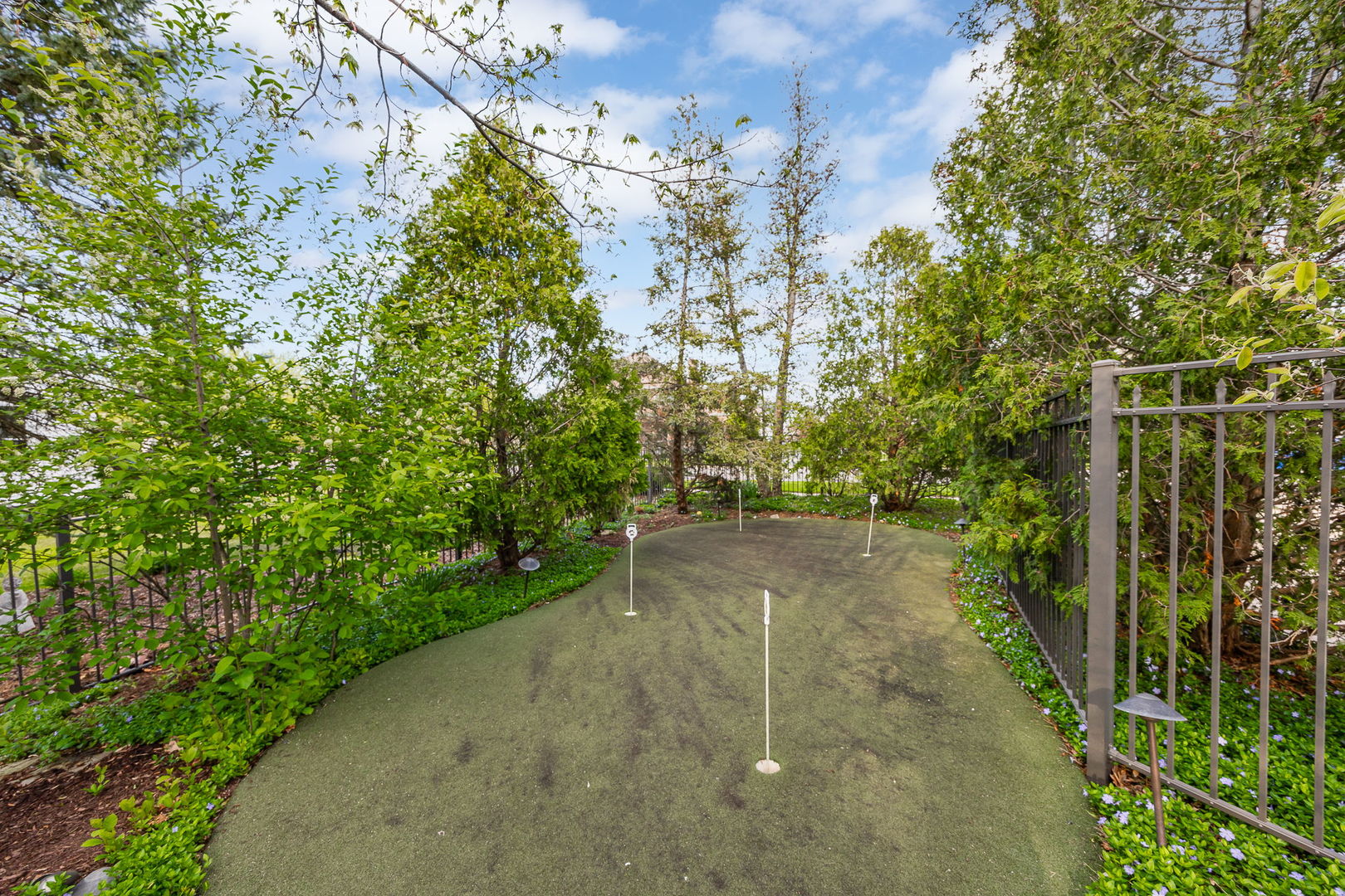 39W514 Bealer Circle, Geneva, IL 60134