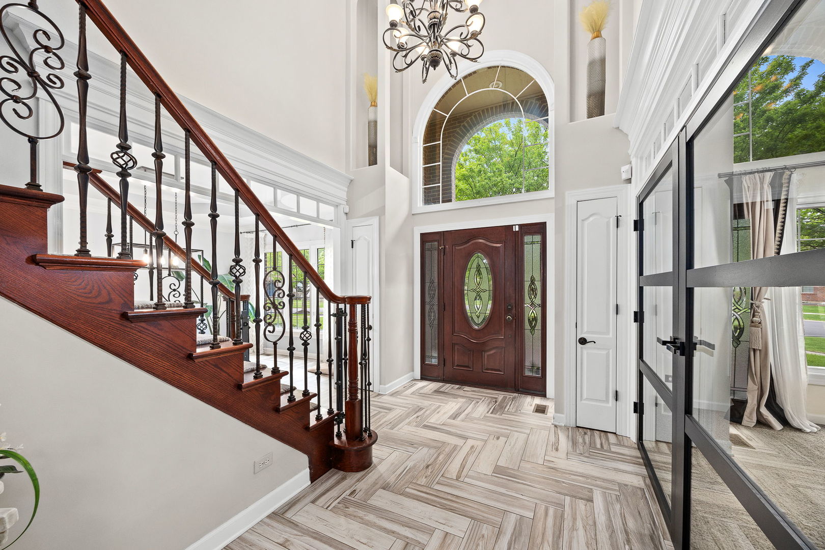 39W514 Bealer Circle, Geneva, IL 60134