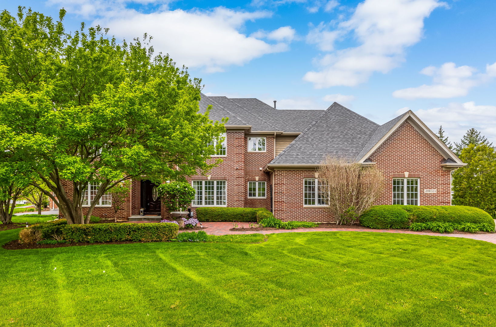 39W514 Bealer Circle, Geneva, IL 60134