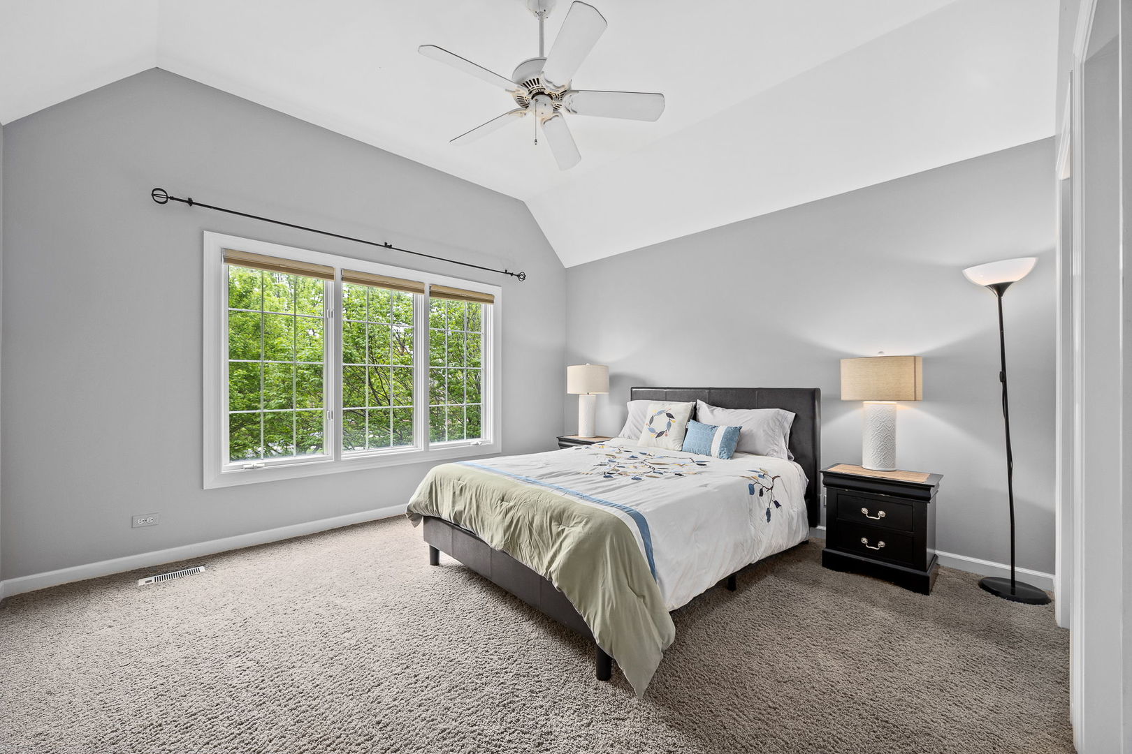 39W514 Bealer Circle, Geneva, IL 60134