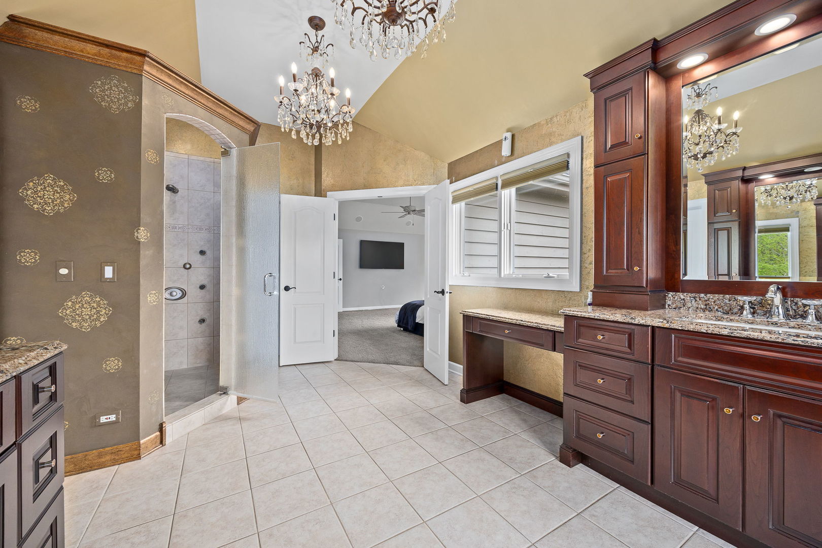 39W514 Bealer Circle, Geneva, IL 60134