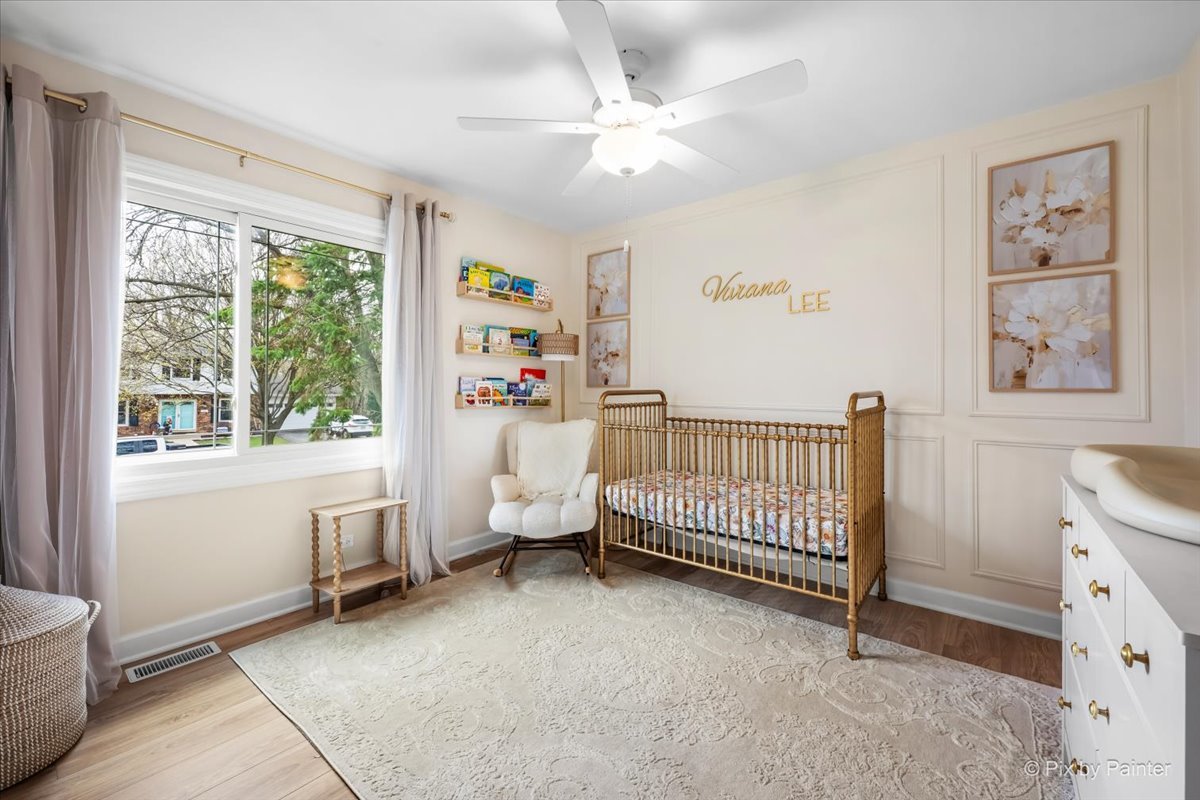 1908 Moore Avenue, St. Charles, IL 60174