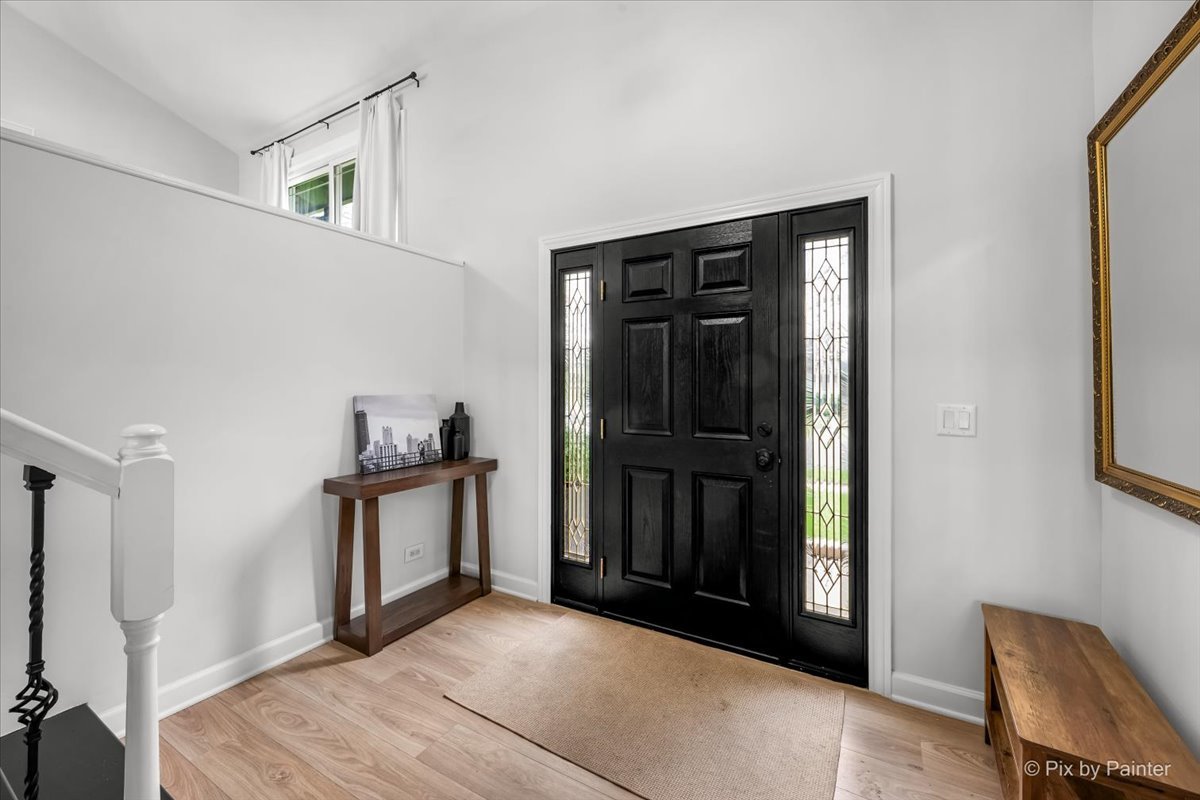 1908 Moore Avenue, St. Charles, IL 60174