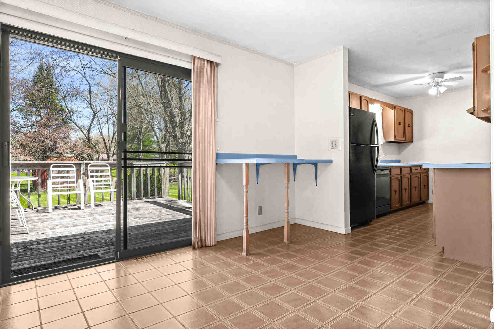 14735 Lunar Drive, Bloomington, IL 61705