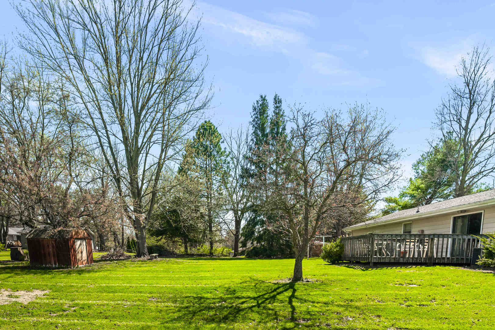 14735 Lunar Drive, Bloomington, IL 61705