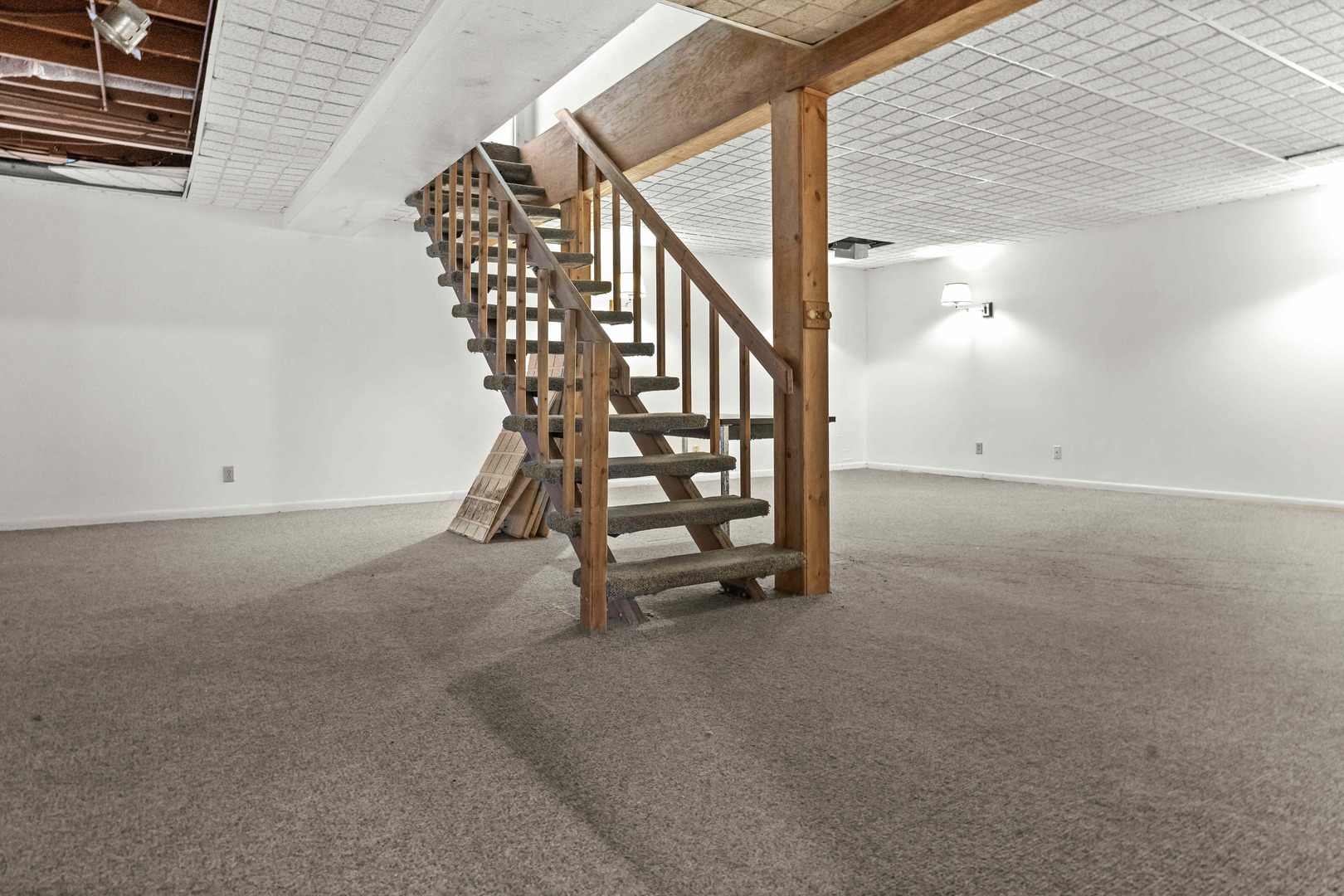 14735 Lunar Drive, Bloomington, IL 61705