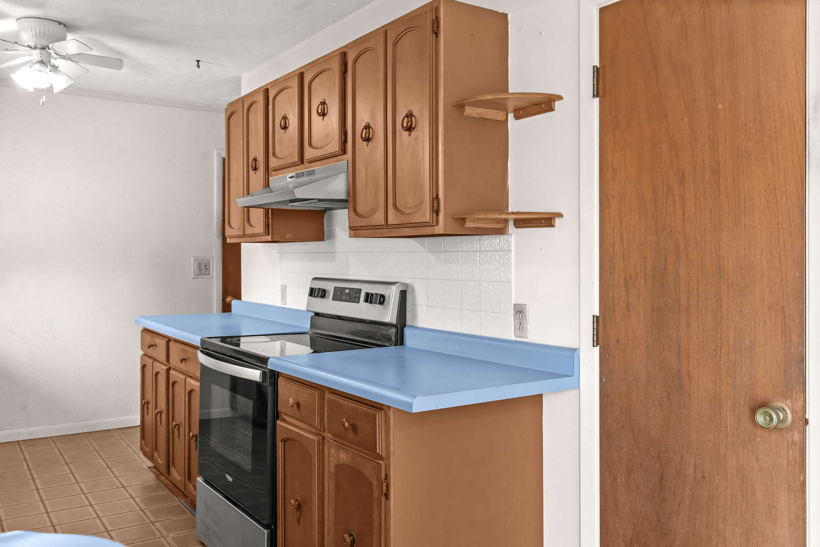 14735 Lunar Drive, Bloomington, IL 61705