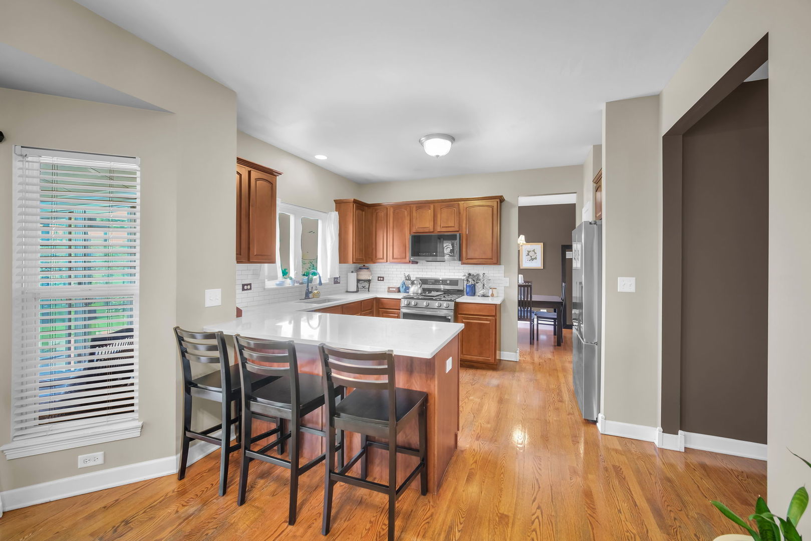 122 Fieldcrest Drive, Bartlett, IL 60103