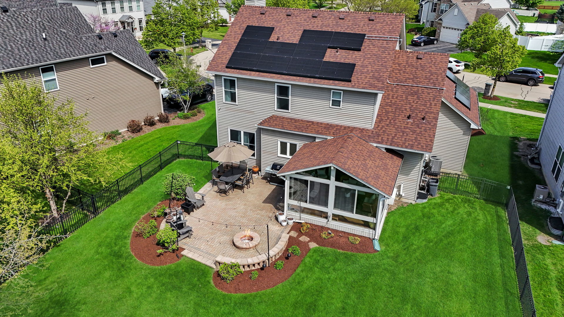 122 Fieldcrest Drive, Bartlett, IL 60103