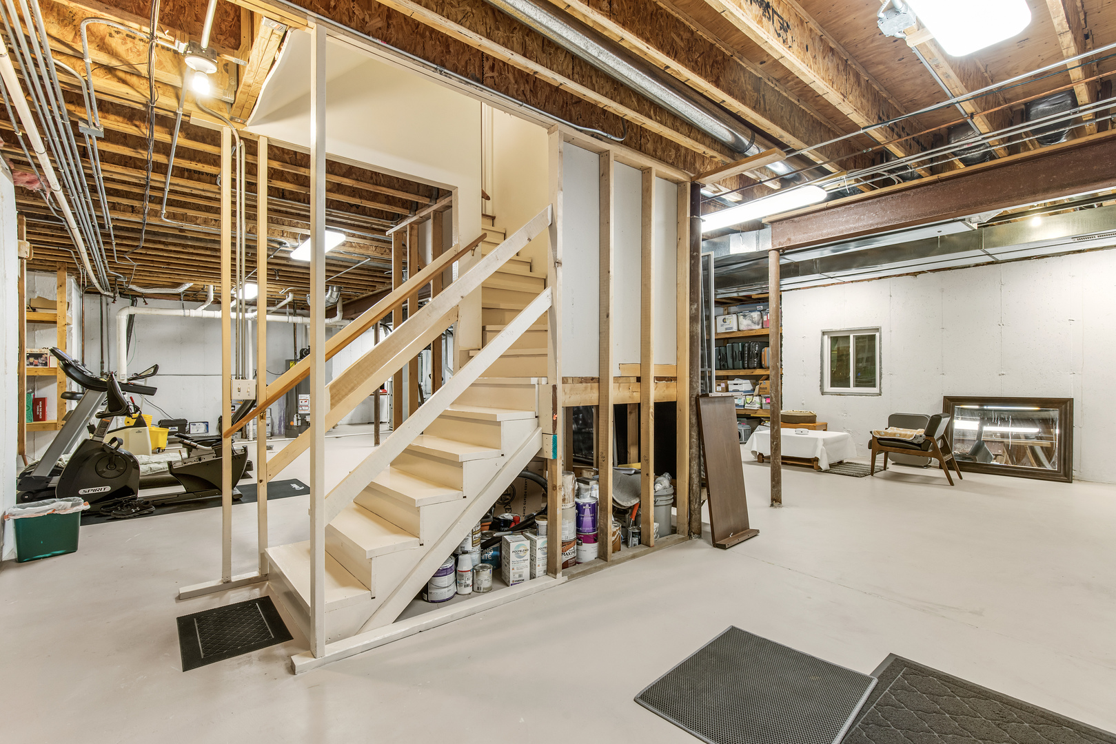 1211 Ashbury Lane, Libertyville, IL 60048