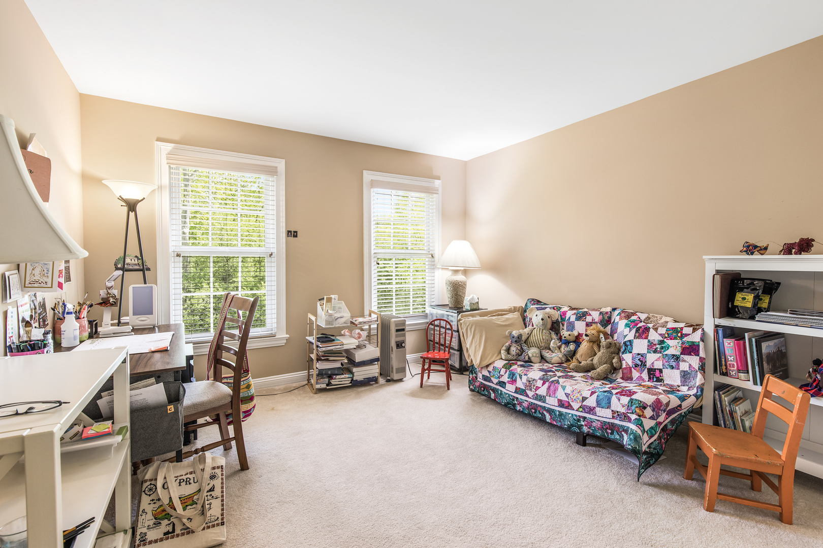 1211 Ashbury Lane, Libertyville, IL 60048