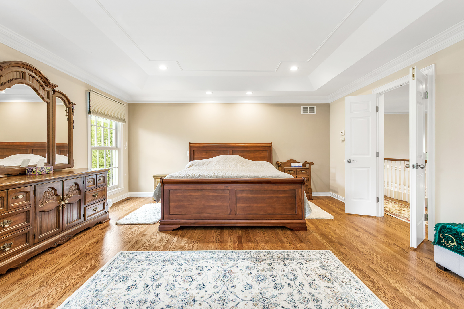 1211 Ashbury Lane, Libertyville, IL 60048