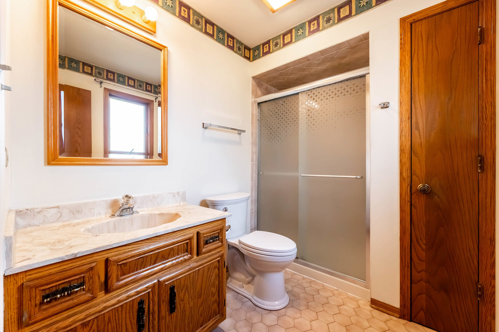 8847 Meade Avenue, Oak Lawn, IL 60453