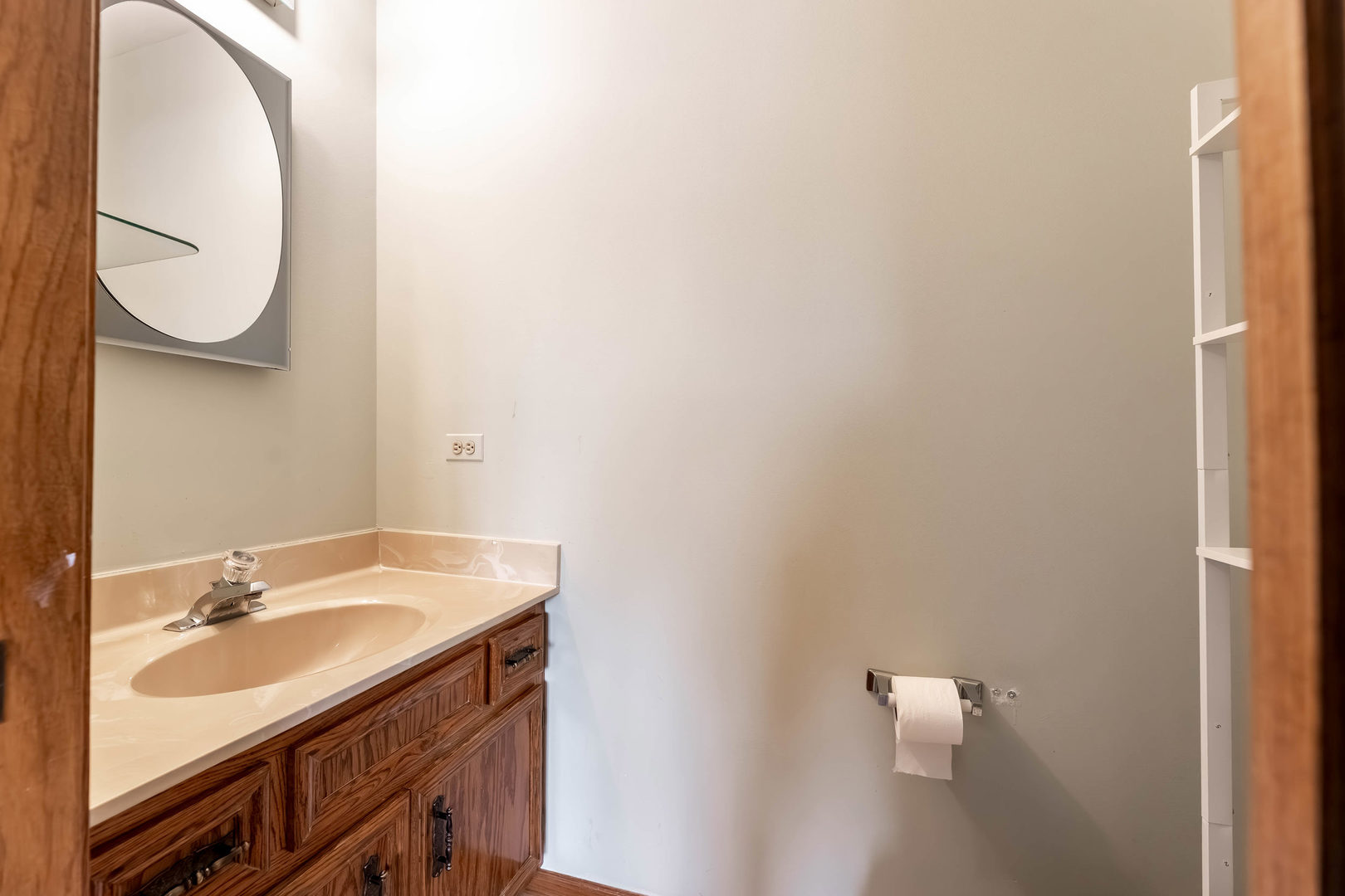 8847 Meade Avenue, Oak Lawn, IL 60453